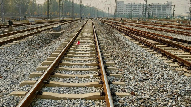 同样在山东，为何山东高铁褒贬不一，山东航空却屡屡被夸硬核？