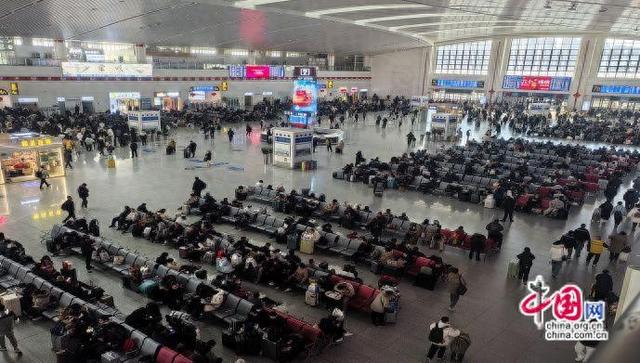 时评：以铁路科技之笔，绘就春运美好新篇