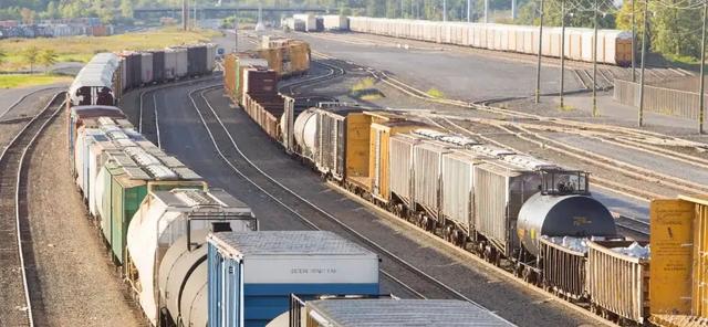 16.2万公里！中国的铁路还不够？