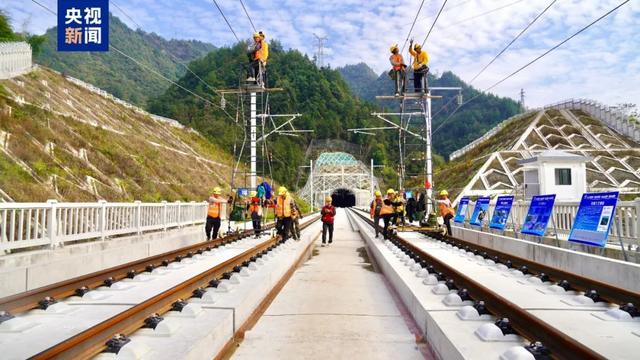 交通｜4小时→1小时内 渝厦高铁重庆东至黔江段进入全面静态验收阶段