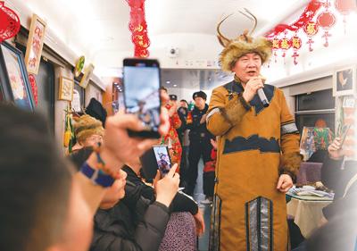 黑龙江冰雪旅游解锁沉浸式新体验，登上“雪国列车” 驶入冰雪世界