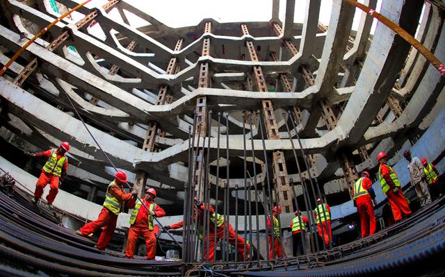 “人”字型城际铁路，铺就“三面逢源”通途