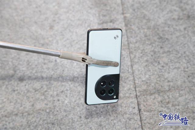赶火车时鞋掉轨道上了咋办？一文了解