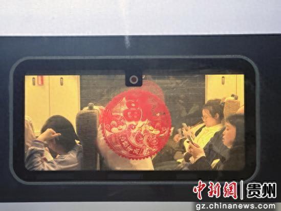 （新春走基层）2025春运故事：归乡列车上的百态人生