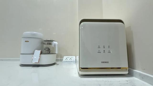 D8888次列车出发！网友：真霸气