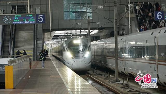 时评：以过硬本领践行人民铁路为人民的宗旨