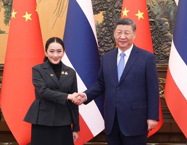 余海秋：不要说搭乘，许多泰国人连高铁的样子都没见过