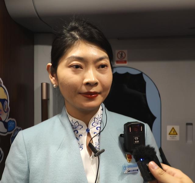D8006次复兴号，出发！