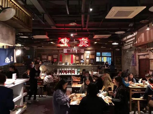 坐高铁去山城，品尝“热辣滚烫”的人间美味！