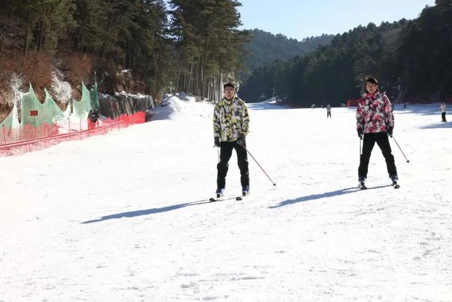 秦岭滑雪？坐高铁来了就知道有啥不一样