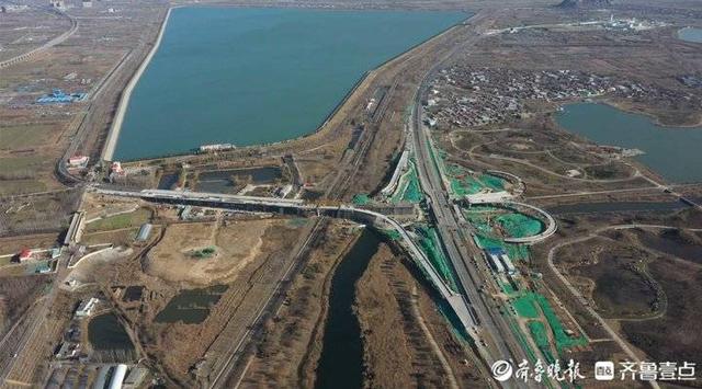 济南起步区最大互通立交穿越邯济铁路架梁施工完成