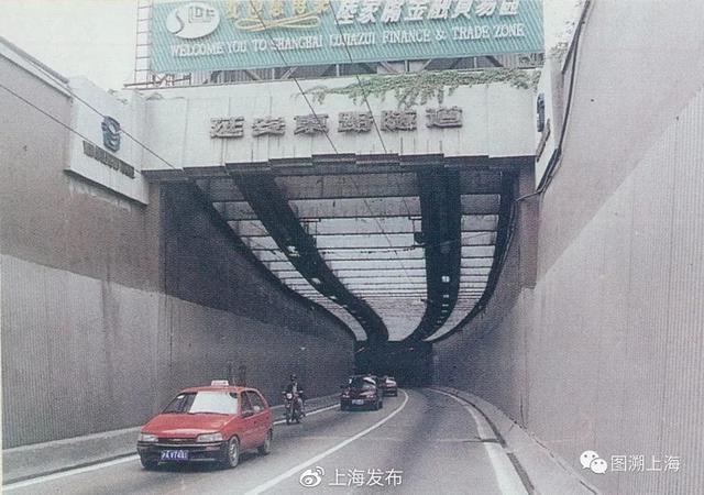 “蛇形走位”的火车你见过吗？上海这些交通工具、设施都“属蛇”
