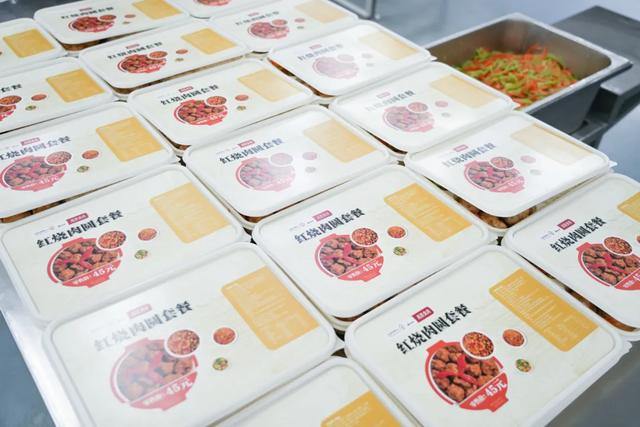 高铁盒饭又上新啦！