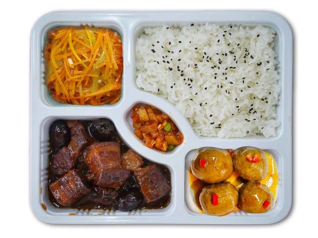 高铁盒饭又上新啦！