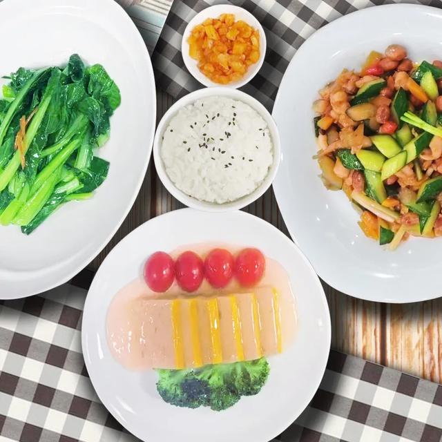 高铁盒饭又上新啦！