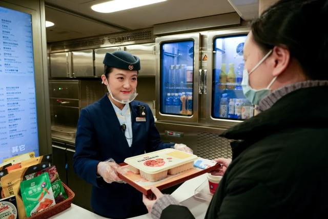 高铁盒饭又上新啦！