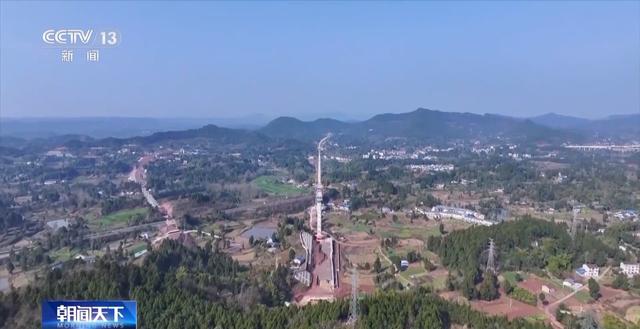 成达万高铁按下“加速键” 7座站房全面开工