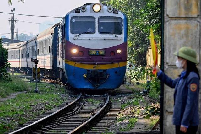 高铁项目遥遥无期，越南希望中国再借一笔钱！我国要不要松口？