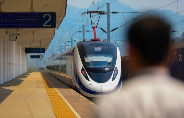 高铁项目遥遥无期，越南希望中国再借一笔钱！我国要不要松口？