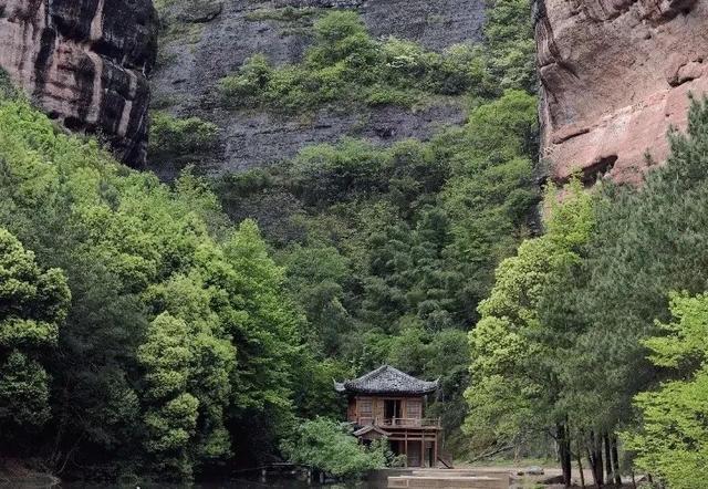 高铁最快30min！现在出发还免票，太适合来一场说走就走的旅行了~