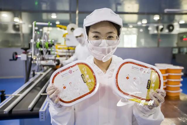 动车上的“一盒好饭”了解一下