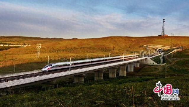 时评：CR450，复兴号家族再添最快成员