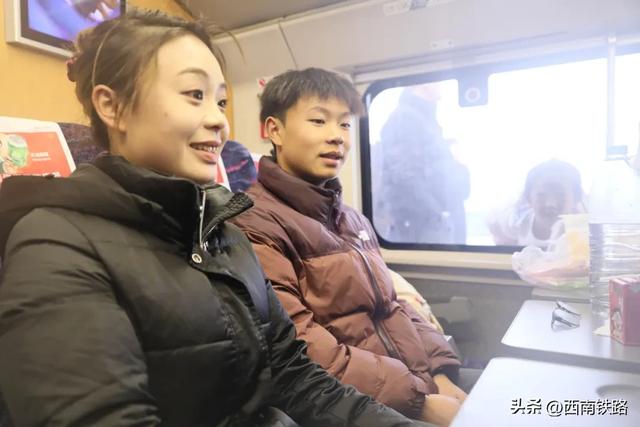 10年前，坐贵广高铁首发车的他们，如今……