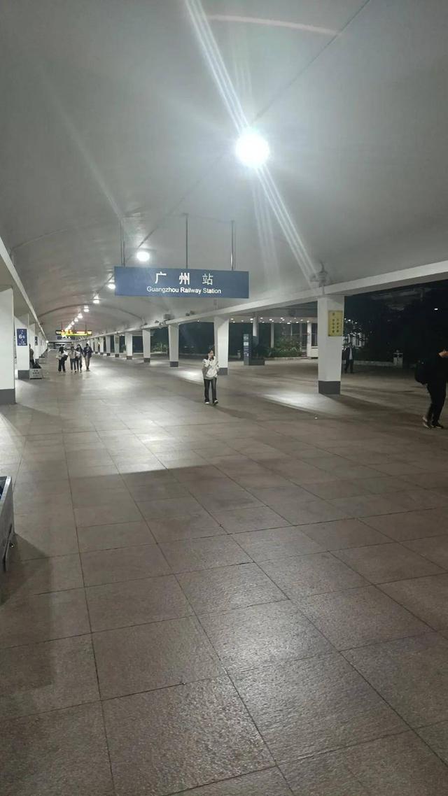 你身边的人还热衷跨年吗？（附火车奇遇）