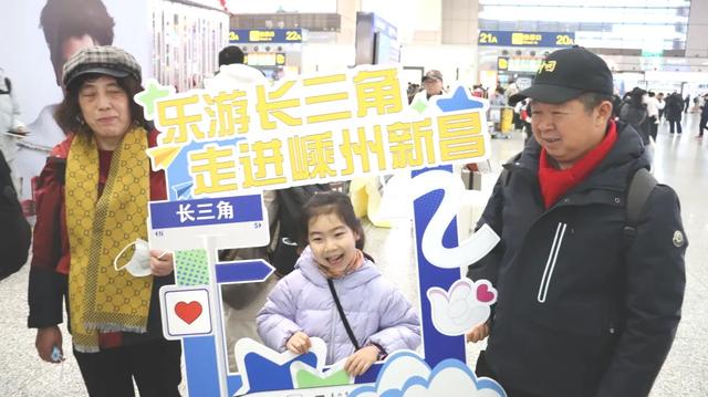 贴心定制！这趟列车在长三角火了！