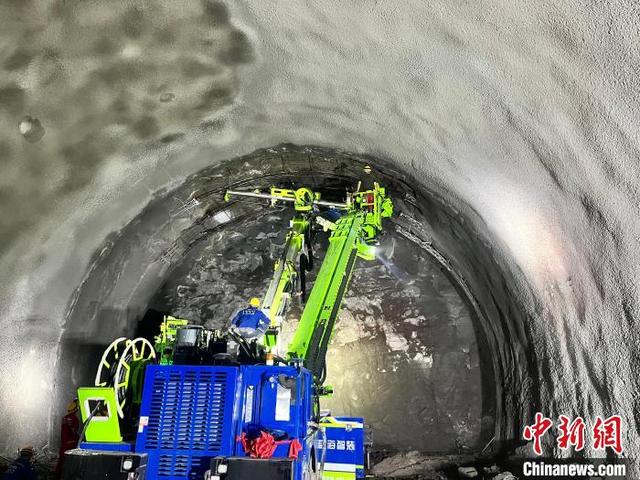 金建高铁全线22座隧道全部贯通 未来联通多个经济圈