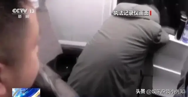 动车突然临停，原因泪目！网友吵翻了：规则和人命，到底该选谁？