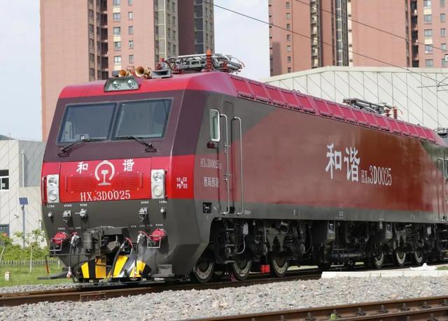 这些火车被“惹毛”了，结局竟然是……萌萌哒~