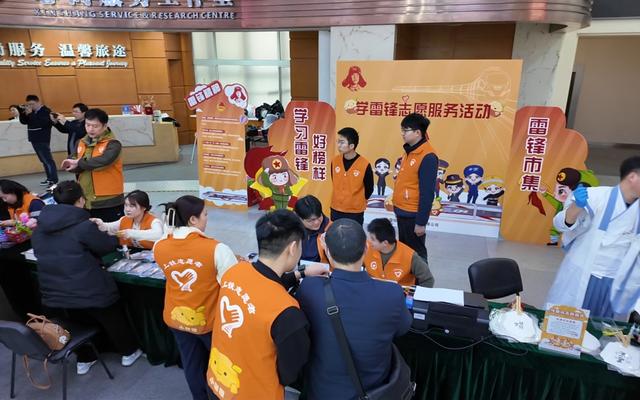这件事，铁路上海站已坚持做了62年……