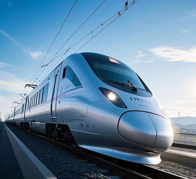 复兴号，中国速度再刷新，这次颠覆你的想象！🚄💨