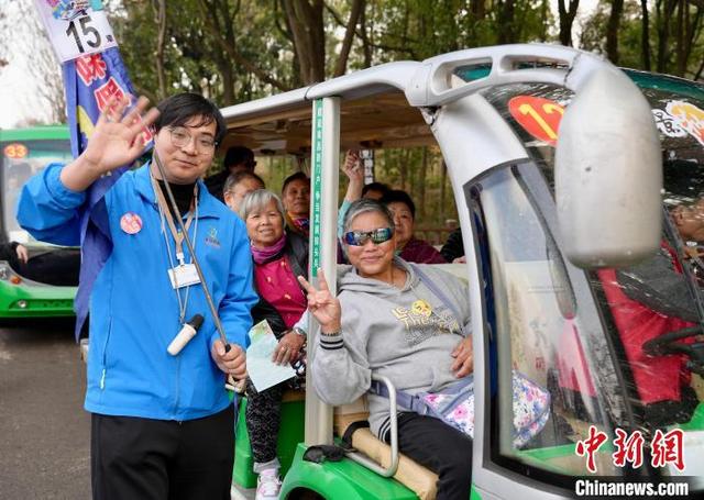 江西迎今春首趟大型入境旅游专列 近千名香港游客共赏豫章春色