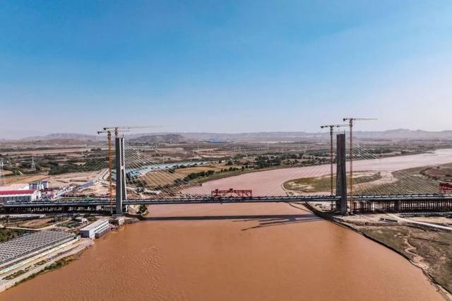 全线贯通！这条新建高铁距开通更近一步！