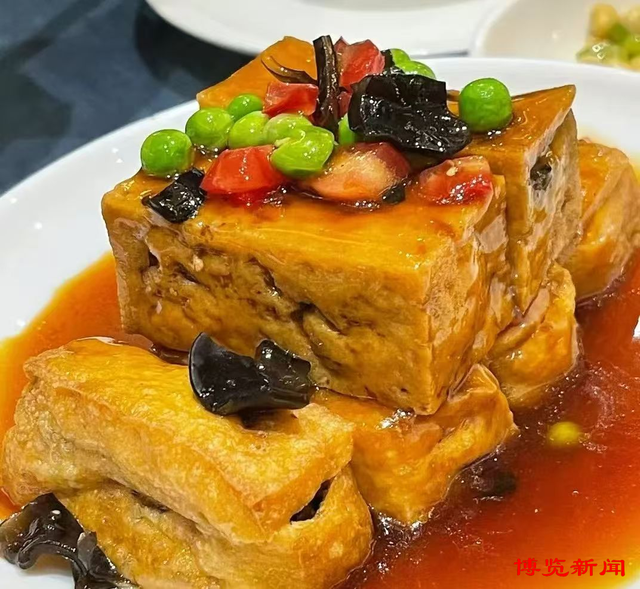 “好客山东 齐鲁1号”旅游列车来了！在淄博站，邂逅舌尖与山水的双重盛宴