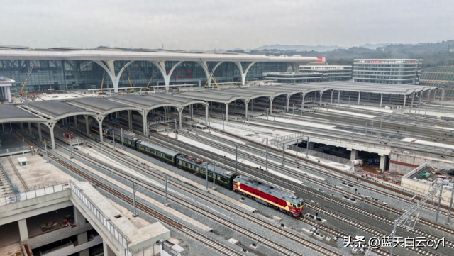 2025年，12条高铁正冲刺开通！8地30县将首通高铁