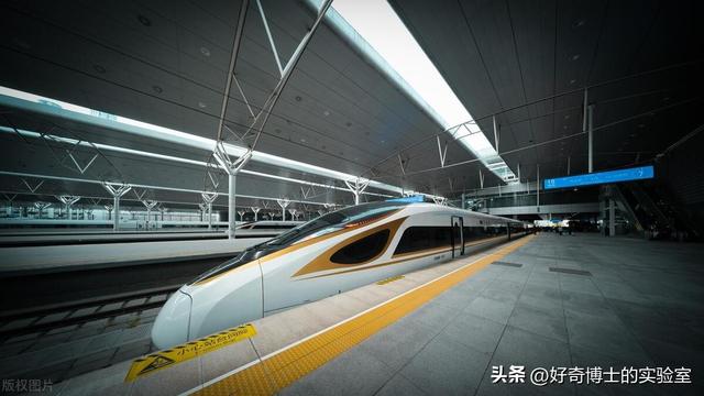 为啥有的高铁列车行驶到半路，会突然变更车次？