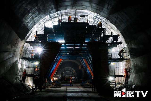 早上小面，中午油泼面！重庆⇌西安2.5h……这些高铁也有新进展