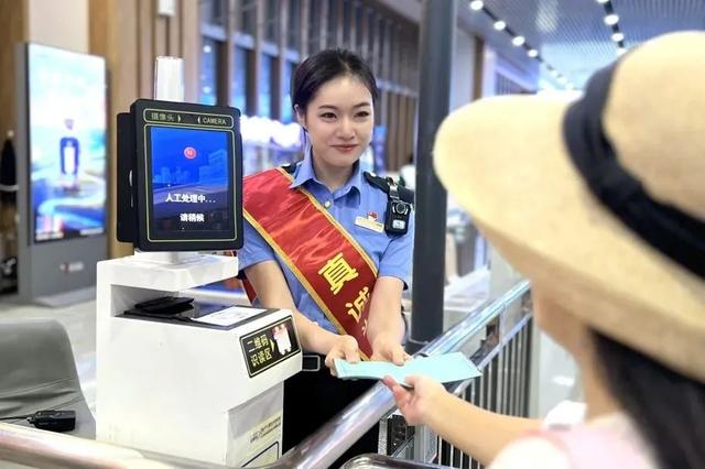 世界首条环岛高铁，累计运输旅客超3亿人次！