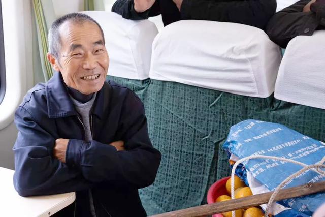 最低票价仅2元！这趟“卖菜专列”在海外火了！