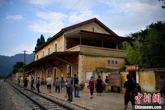 从交通动脉到文旅名片：云南百年铁路的“重生”