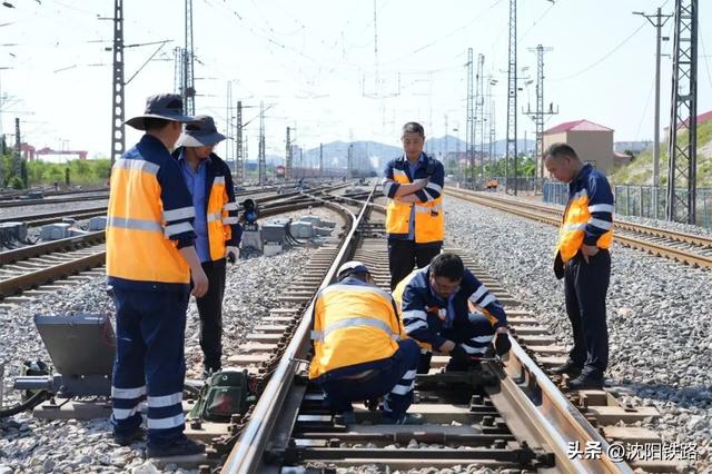 给转辙机“做手术”，拢共分几步？